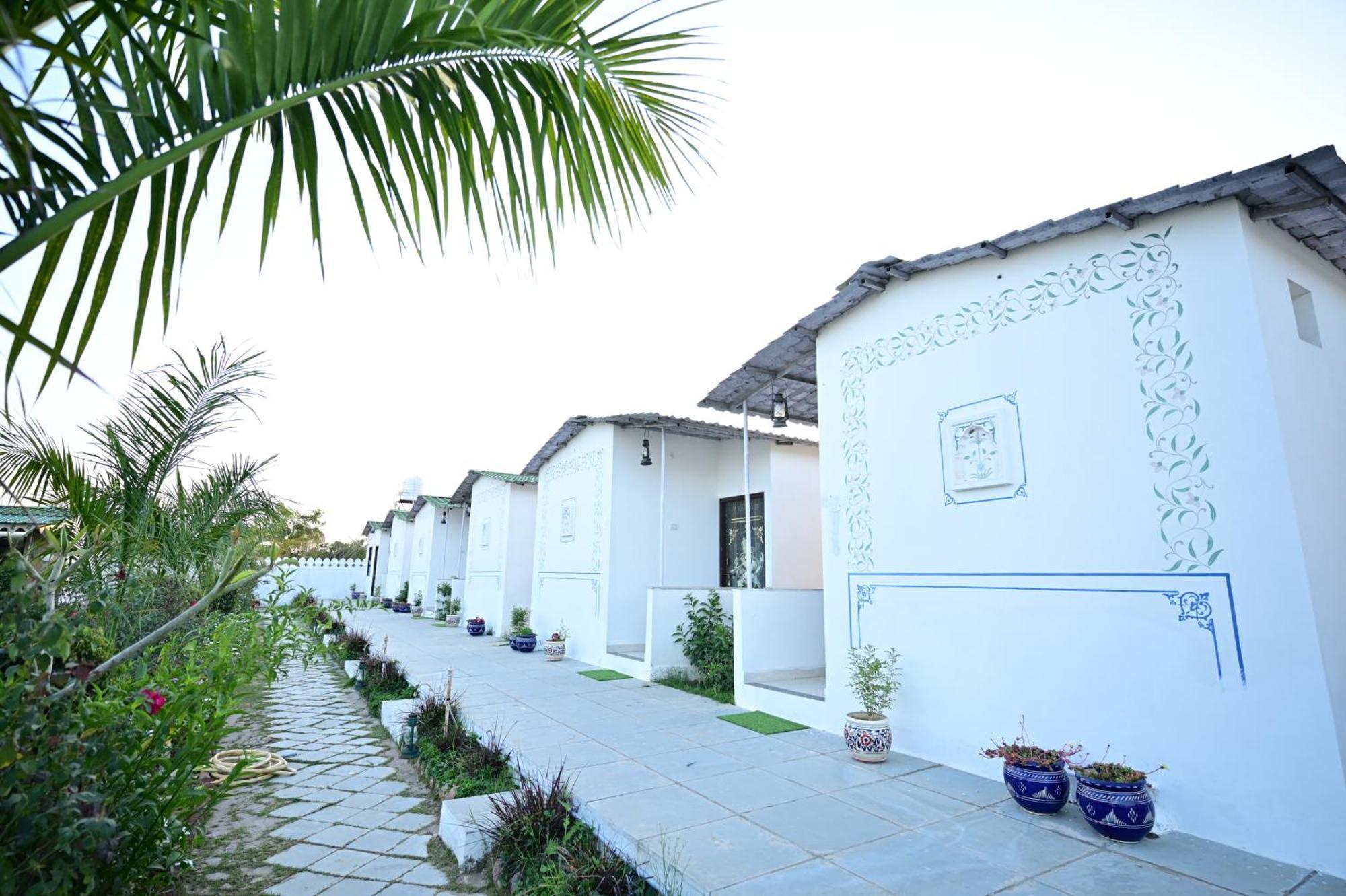 The Castle Crown - Hem Vilas Resort Ranthambhore Sawai Madhopur Eksteriør billede