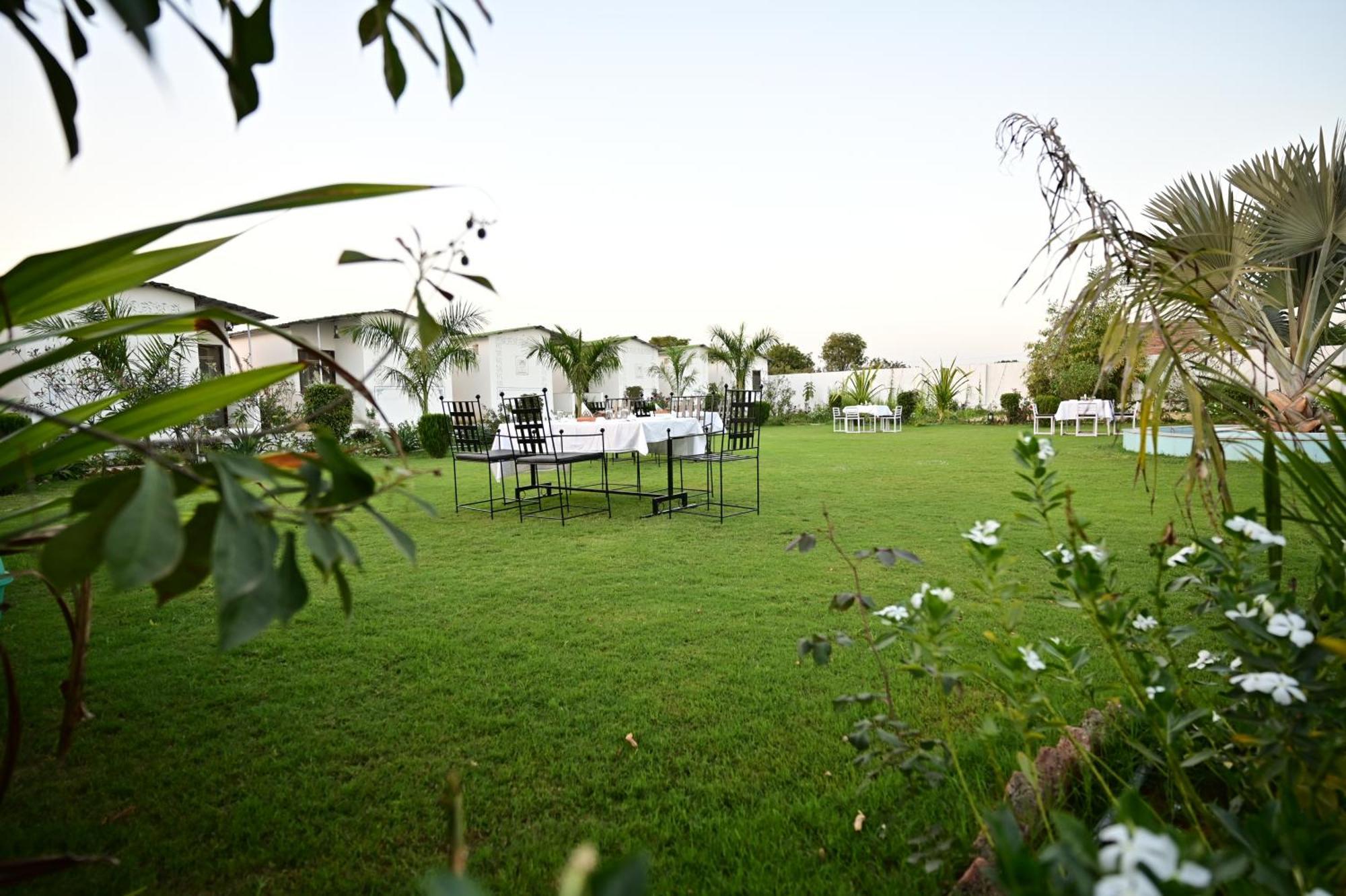 The Castle Crown - Hem Vilas Resort Ranthambhore Sawai Madhopur Eksteriør billede