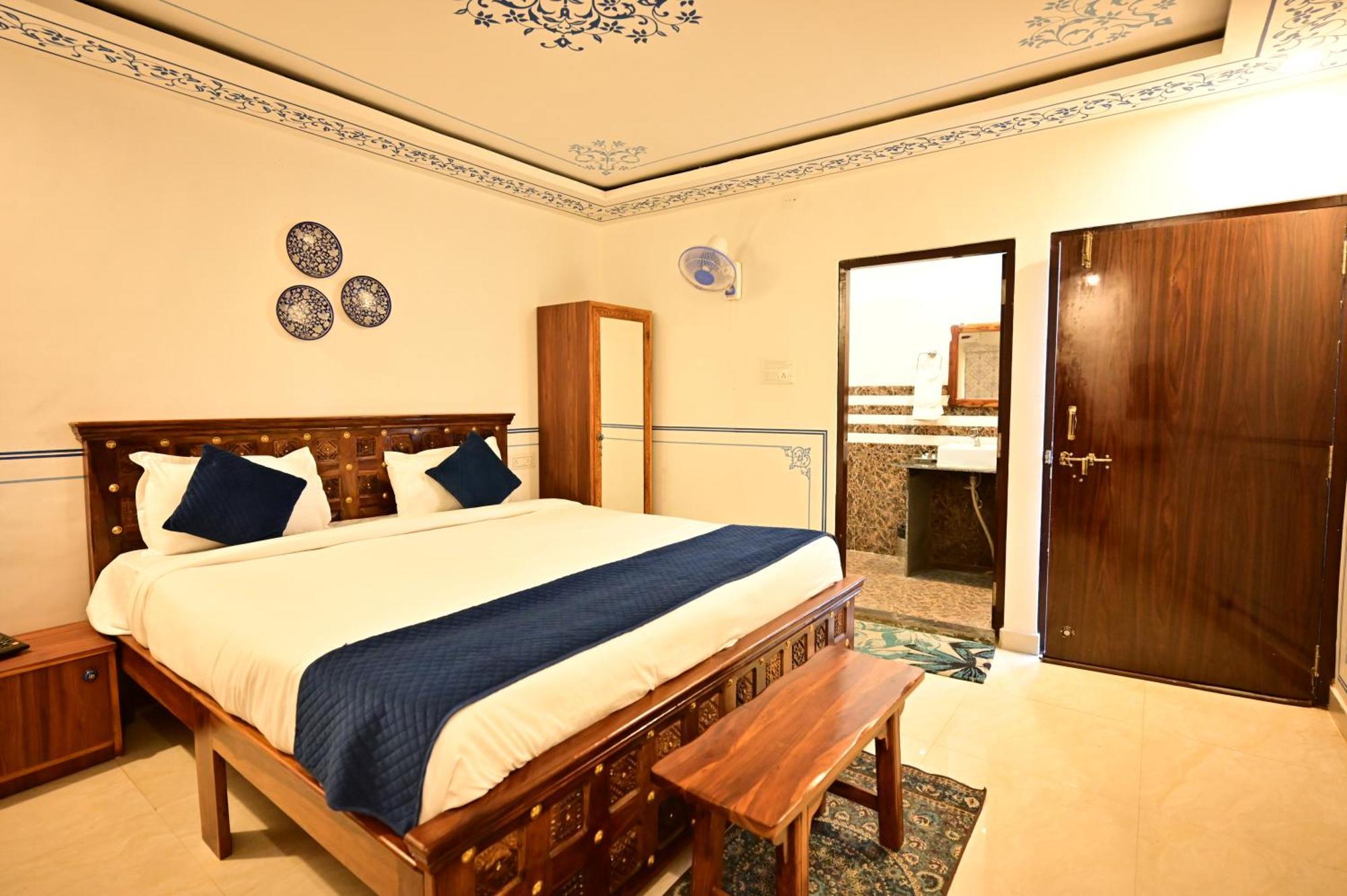 The Castle Crown - Hem Vilas Resort Ranthambhore Sawai Madhopur Eksteriør billede